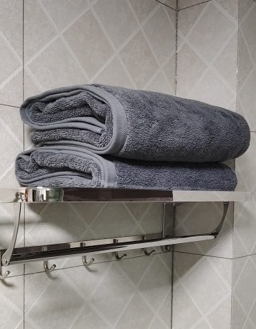 Reactive dyed luxury & absorbent bath towels grey
